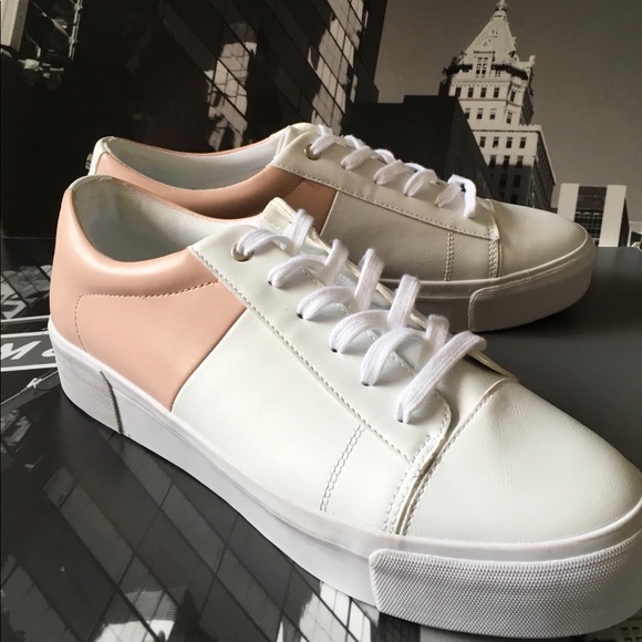 🙌🏾Brand New Marc Fisher Sneakers #VMC - Picture 3 of 5